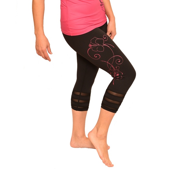 Hawaiian Pink Hibiscus Tattoo Mesh Crop Yoga Pants - Picture 1 of 2